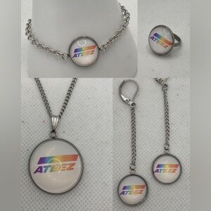 New KPOP Drop!!! Ateez Rainbow Jewelry set!